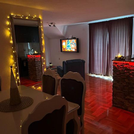 Apartman-Vikendica Mihajlovic 巴尼西卢卡 外观 照片