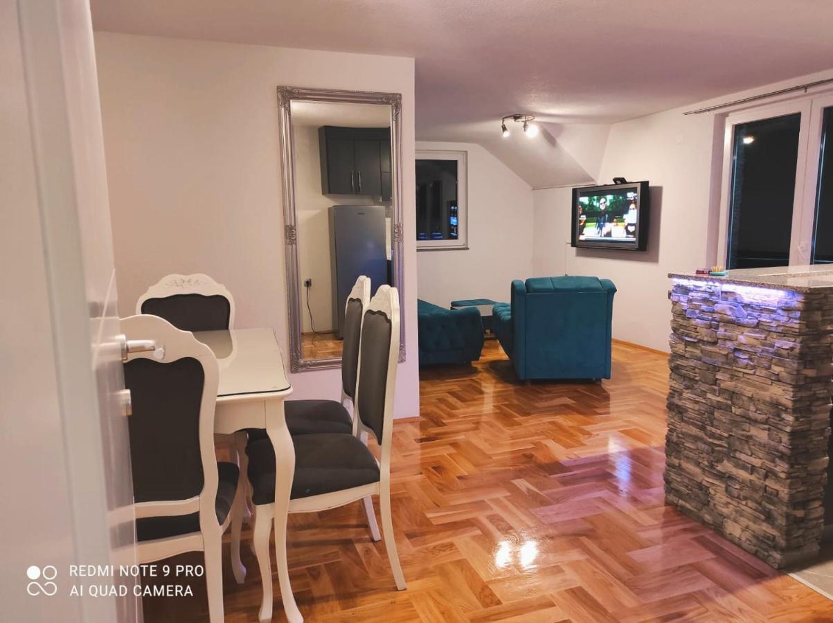 Apartman-Vikendica Mihajlovic 巴尼西卢卡 外观 照片